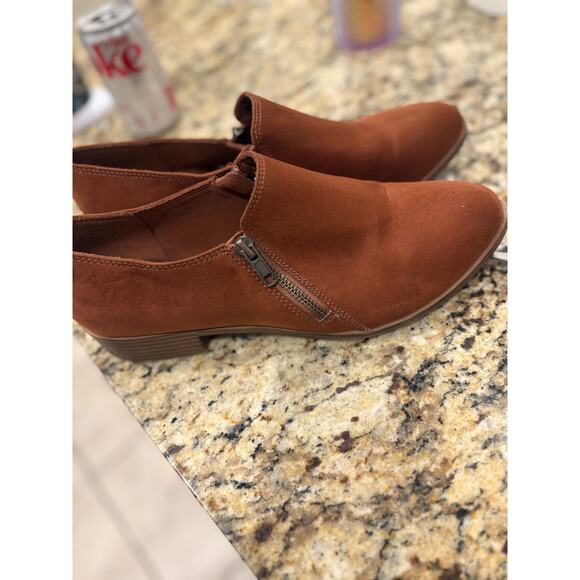 American Eagle Womens Size 9 Brown Low Block Heel Ankle Booties Side Zipper - Picture 3 of 7